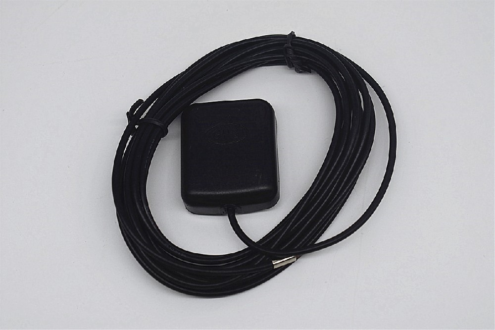 GPS+ Beidou 2-in-1 vehicle antenna