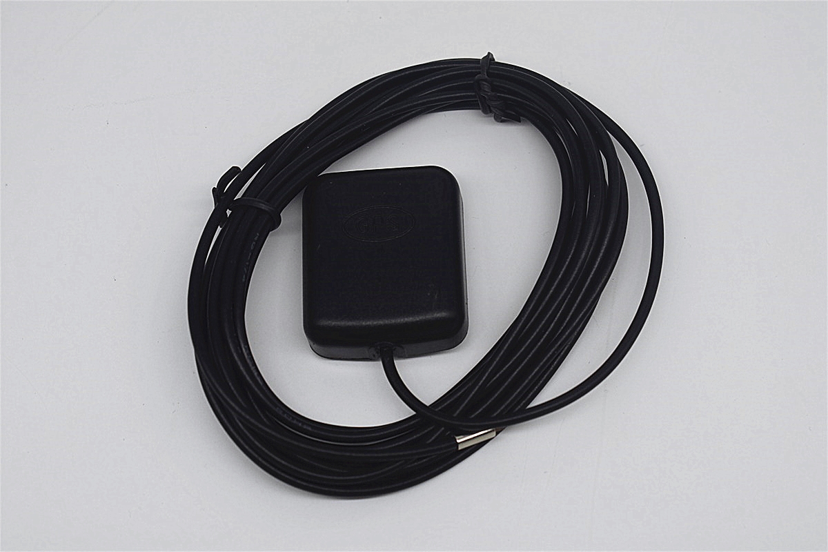GPS+ Beidou 2-in-1 vehicle antenna