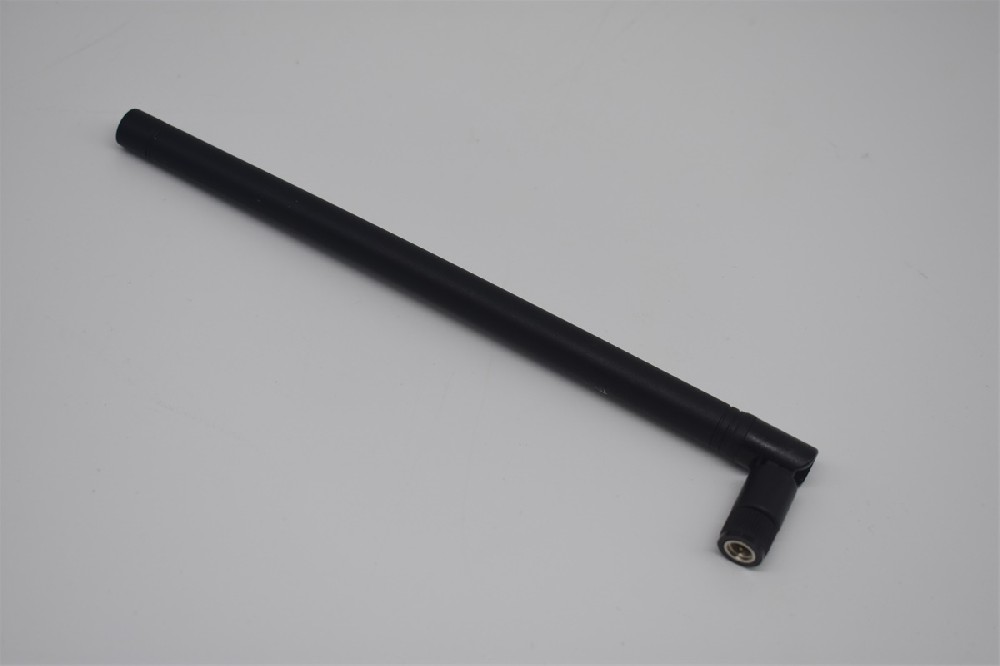 470MHz low frequency bent stick antenna